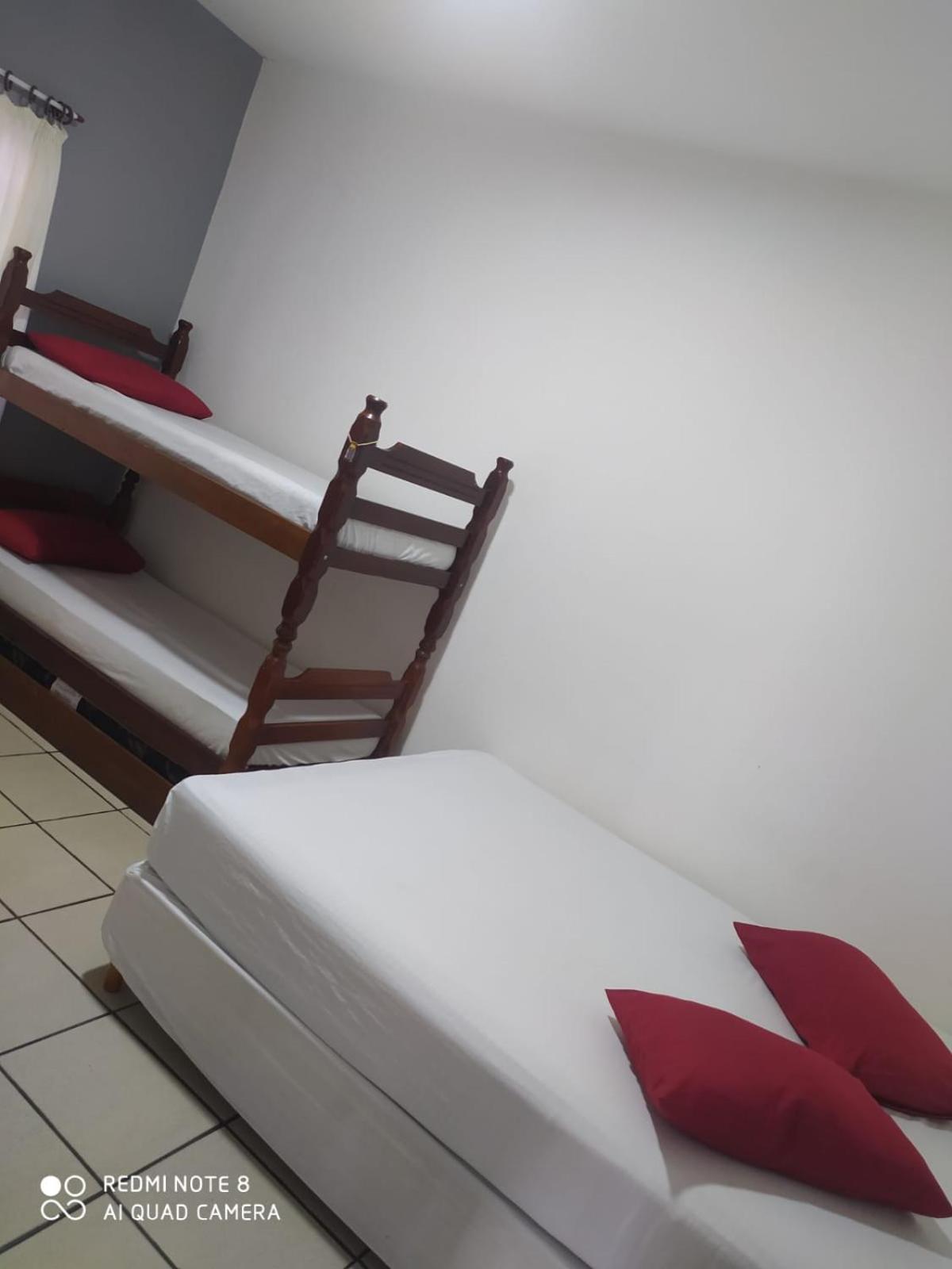 Hostel Praia Centro Итаньяэн Номер фото